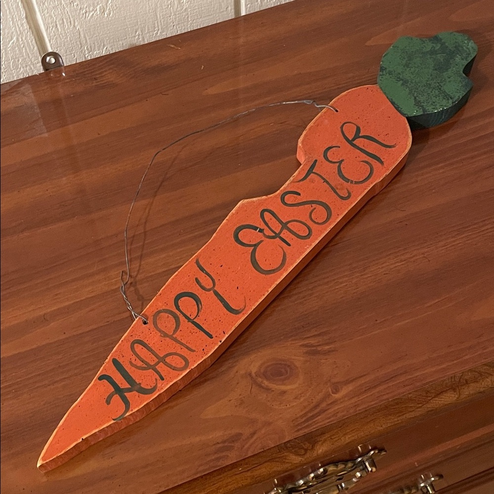 Vintage Wooden Carrot w/ “Happy Easter”.